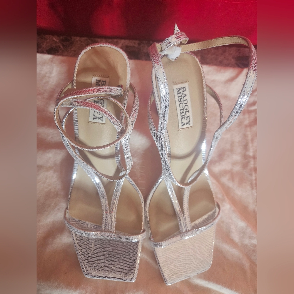 Gianni Ankle Strap Sandal Silver Lizard Size 9.5 $245